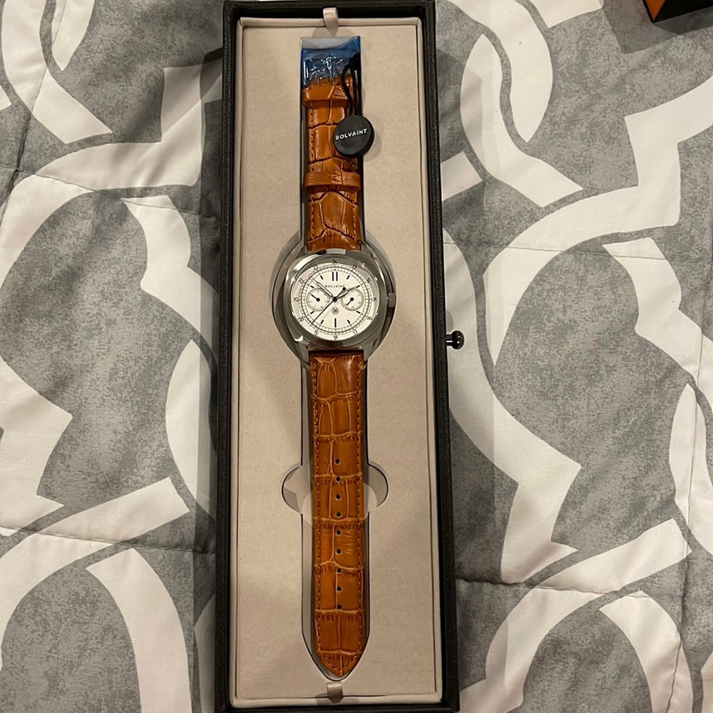 NWT- Bolvaint - Vitus Men's Watch, White